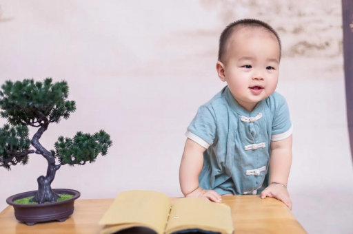 克孜勒苏宝宝脸上小白点